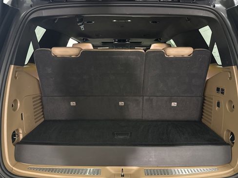 Used 2019 Cadillac Escalade Platinum image 14