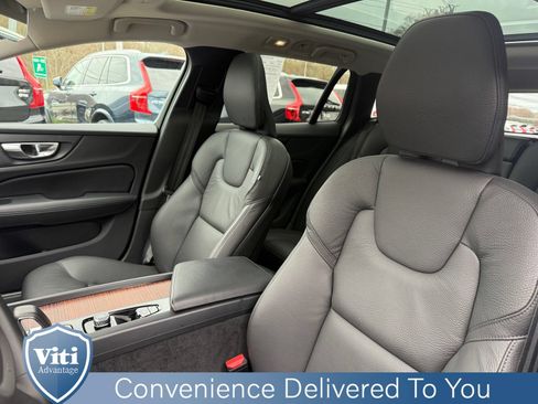Used 2025 Volvo V60 B5 Cross Country Plus AWD/4WD image 18
