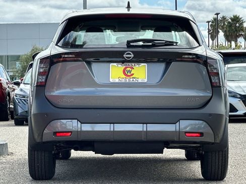 New 2026 Nissan Kicks S image 6