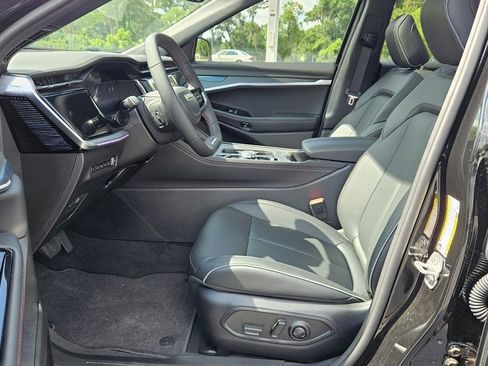 New 2025 Jeep Wagoneer S Limited image 10