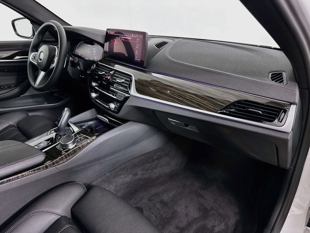 Certified 2023 BMW 540i w/ M Sport Package RWD image 30