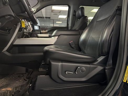 Used 2019 Ford F250 Lariat w/ Lariat Value Package image 8