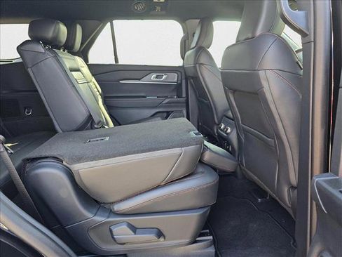 New 2025 Ford Explorer ST-Line w/ Premium Package image 29