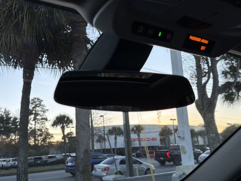 Used 2019 Buick Envision Essence image 27