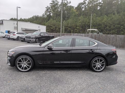 Used 2023 Genesis G70 2.0T image 8