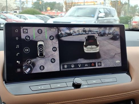 Used 2025 Nissan Rogue Platinum w/ Tech Package image 22