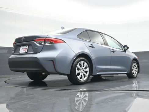 Used 2023 Toyota Corolla LE image 21