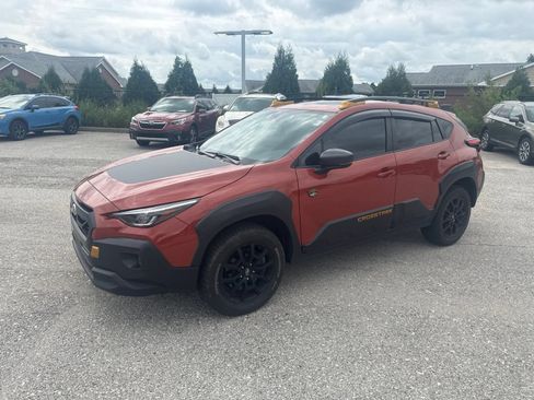 Certified 2024 Subaru Crosstrek 2.5i Wilderness w/ Crosstrek Mirror Package AWD/4WD image 3