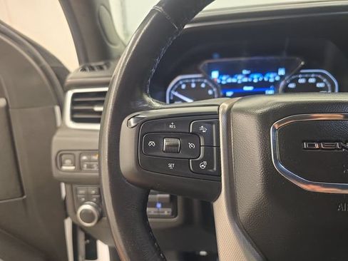 Used 2021 GMC Yukon Denali w/ Denali Premium Package AWD/4WD image 38