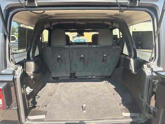 Used 2024 Jeep Wrangler Unlimited Sport AWD/4WD image 12