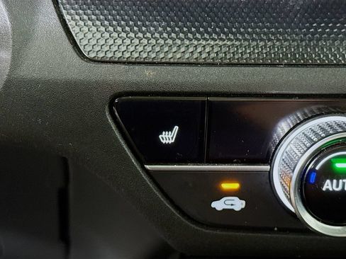 Used 2023 Honda CR-V EX image 11