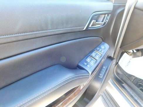 Used 2020 Chevrolet Tahoe LT w/ Luxury Package image 39