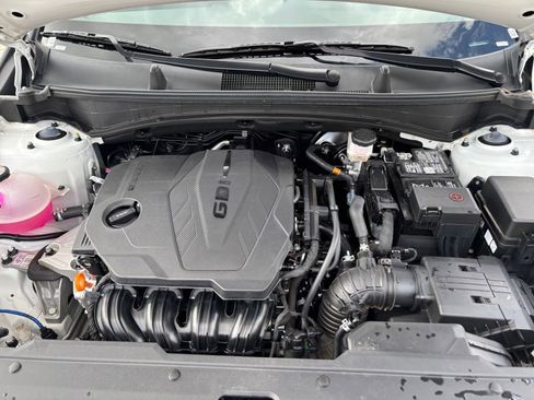 Used 2025 Kia Sportage LX image 31