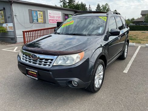 Used 2012 Subaru Forester 2.5X Limited AWD/4WD image 1
