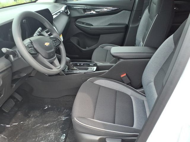 New 2026 Chevrolet TrailBlazer LS w/ LS Convenience Package FWD image 5