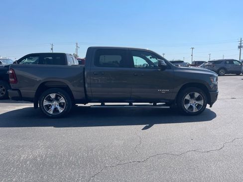 Used 2024 RAM 1500 Laramie AWD/4WD image 4