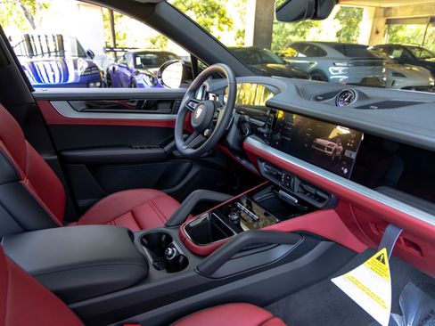 New 2026 Porsche Cayenne S AWD/4WD image 55