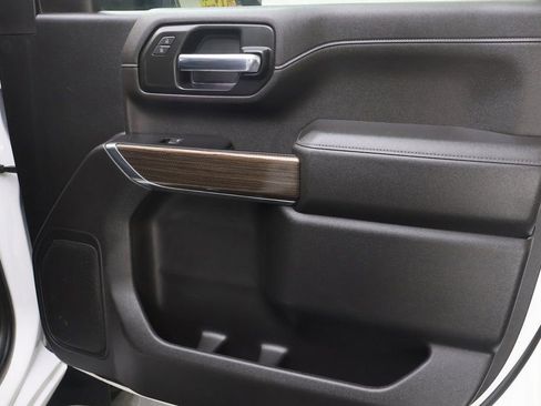 Used 2022 Chevrolet Silverado 3500 LT w/ Convenience Package image 12