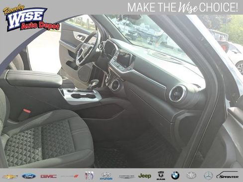 Used 2021 Chevrolet Blazer LT FWD image 20