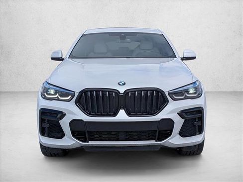 Certified 2022 BMW X6 xDrive40i w/ M Sport Package AWD/4WD image 2