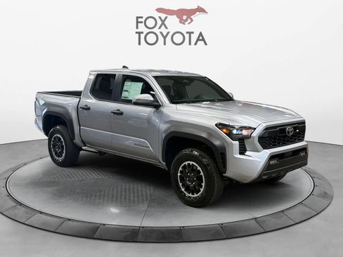 New 2025 Toyota Tacoma TRD Off-Road AWD/4WD image 7