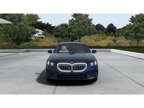 New 2026 BMW 530i xDrive image 3