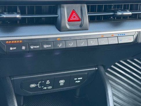 Used 2025 Kia K4 FWD image 21