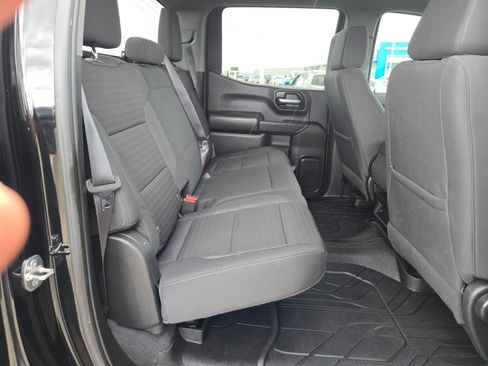 Certified 2022 Chevrolet Silverado 1500 Custom image 19