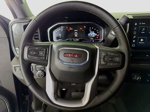 Used 2024 GMC Sierra 1500 Elevation image 14