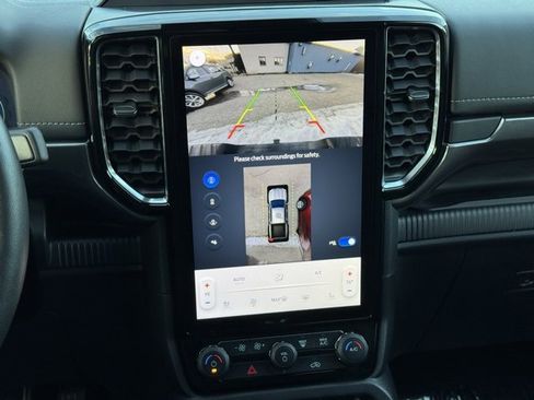 Certified 2024 Ford Ranger Lariat w/ Trailer Tow Package image 4