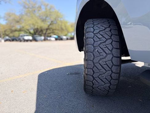 Used 2025 Ford Expedition Tremor image 11