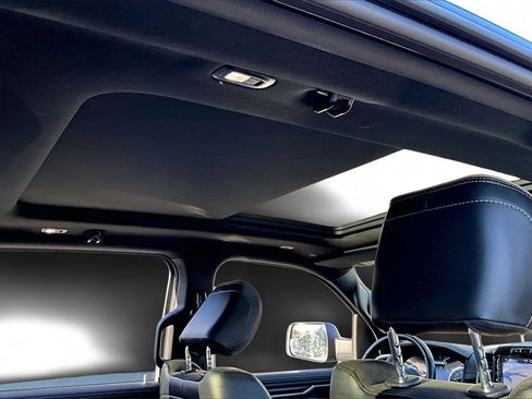 Used 2023 RAM 1500 Laramie image 16