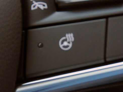 New 2025 Chevrolet Equinox ACTIV image 26