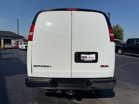 Used 2020 GMC Savana 3500 w/ Driver Convenience Package RWD image 6