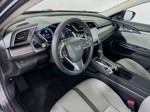 Used 2018 Honda Civic EX image 9