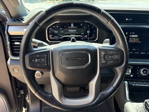 Used 2023 GMC Sierra 1500 Denali AWD/4WD image 18