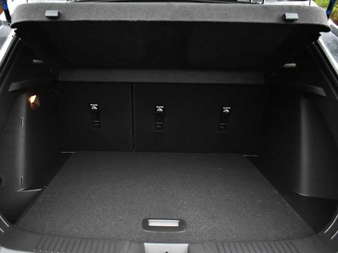 New 2026 Chevrolet Trax RS w/ Sunroof Package image 8