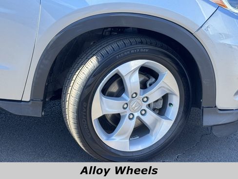 Used 2019 Honda HR-V LX image 14