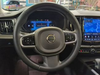 Used 2025 Volvo XC60 B5 Plus AWD/4WD video 2