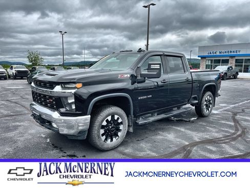 Used 2020 Chevrolet Silverado 2500 LT w/ Convenience Package AWD/4WD image 1