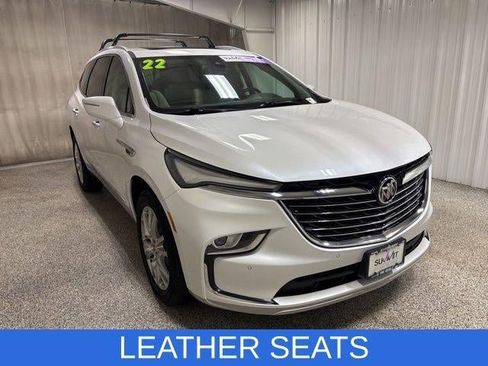 Used 2022 Buick Enclave Essence w/ Experience Buick Package image 3