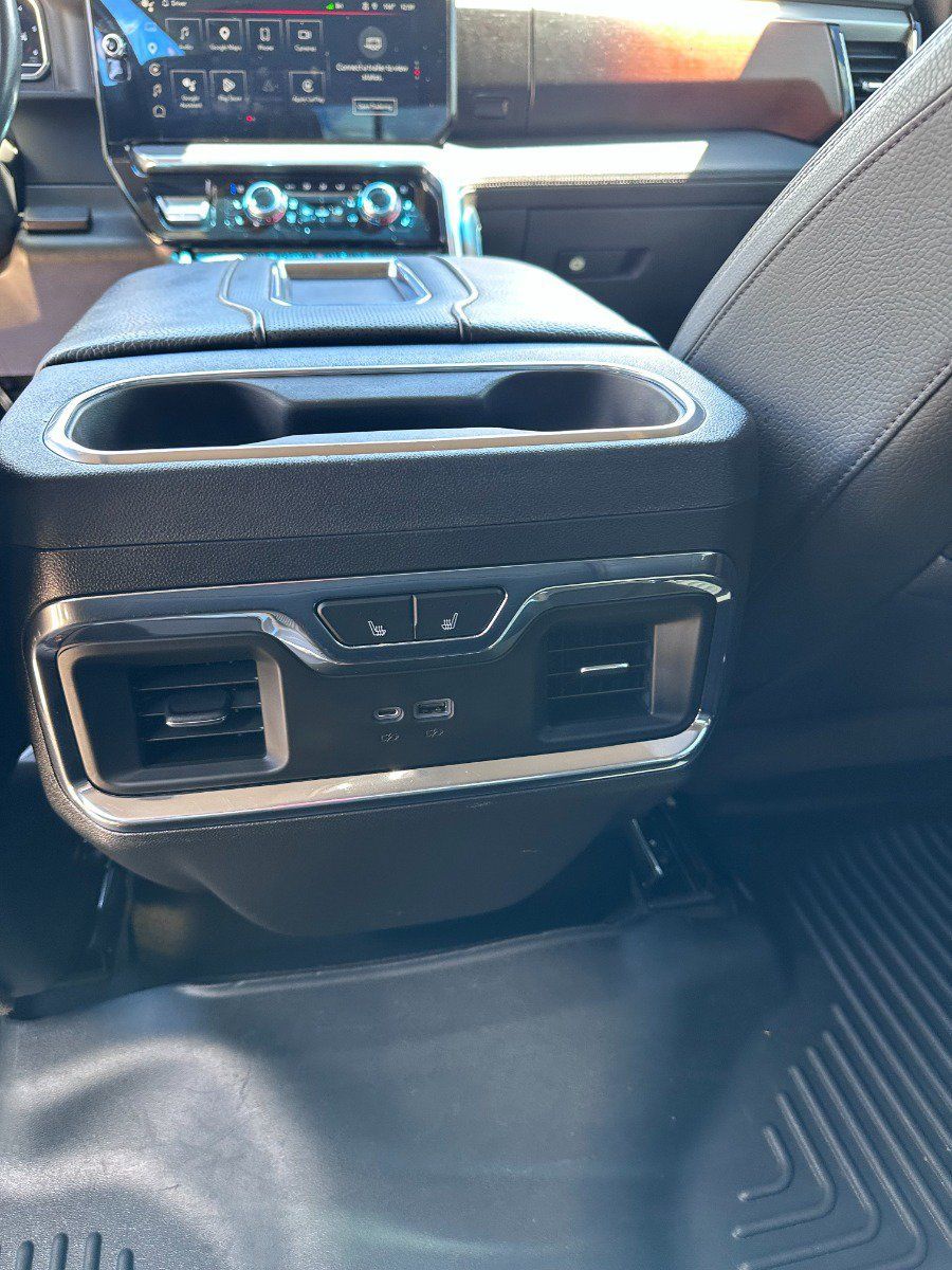 Used 2022 GMC Sierra 1500 Denali AWD/4WD image 18