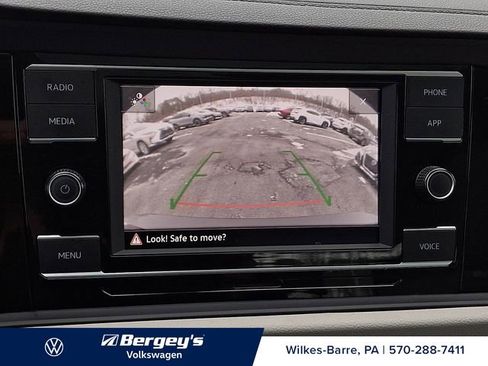 Used 2024 Volkswagen Jetta SE w/ Panoramic Sunroof Package image 20