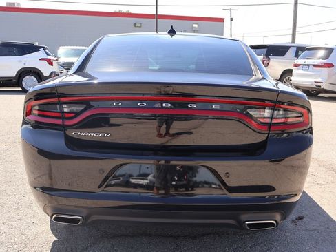 Used 2023 Dodge Charger SXT RWD image 7