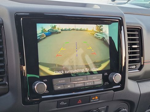 Used 2024 Nissan Frontier Pro-X w/ Technology Package image 29