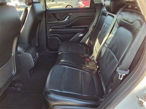 Certified 2022 Lincoln Corsair AWD w/ Equipment Group 101A image 8