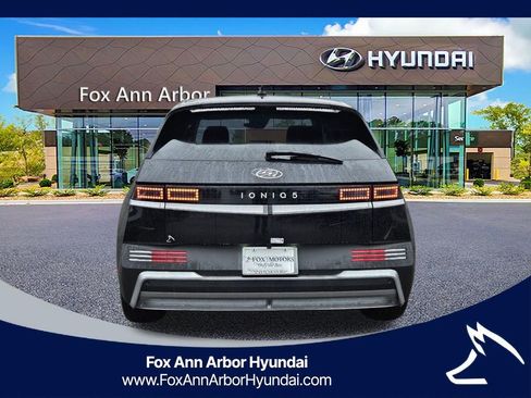 New 2026 Hyundai Ioniq 5 SE image 4
