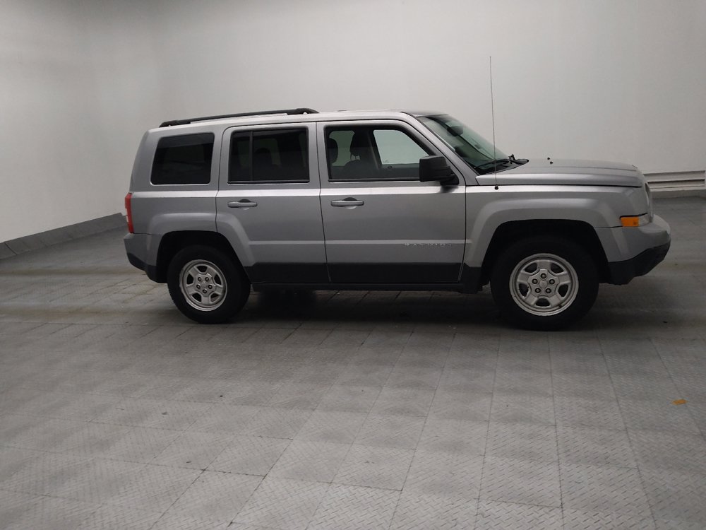 Used 2016 Jeep Patriot Sport w/ Power Value Group FWD image 11
