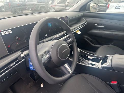 New 2026 Hyundai Tucson SEL image 9