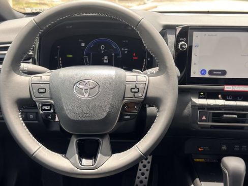 Used 2026 Toyota Camry SE w/ Multimedia Upgrade Package FWD image 12